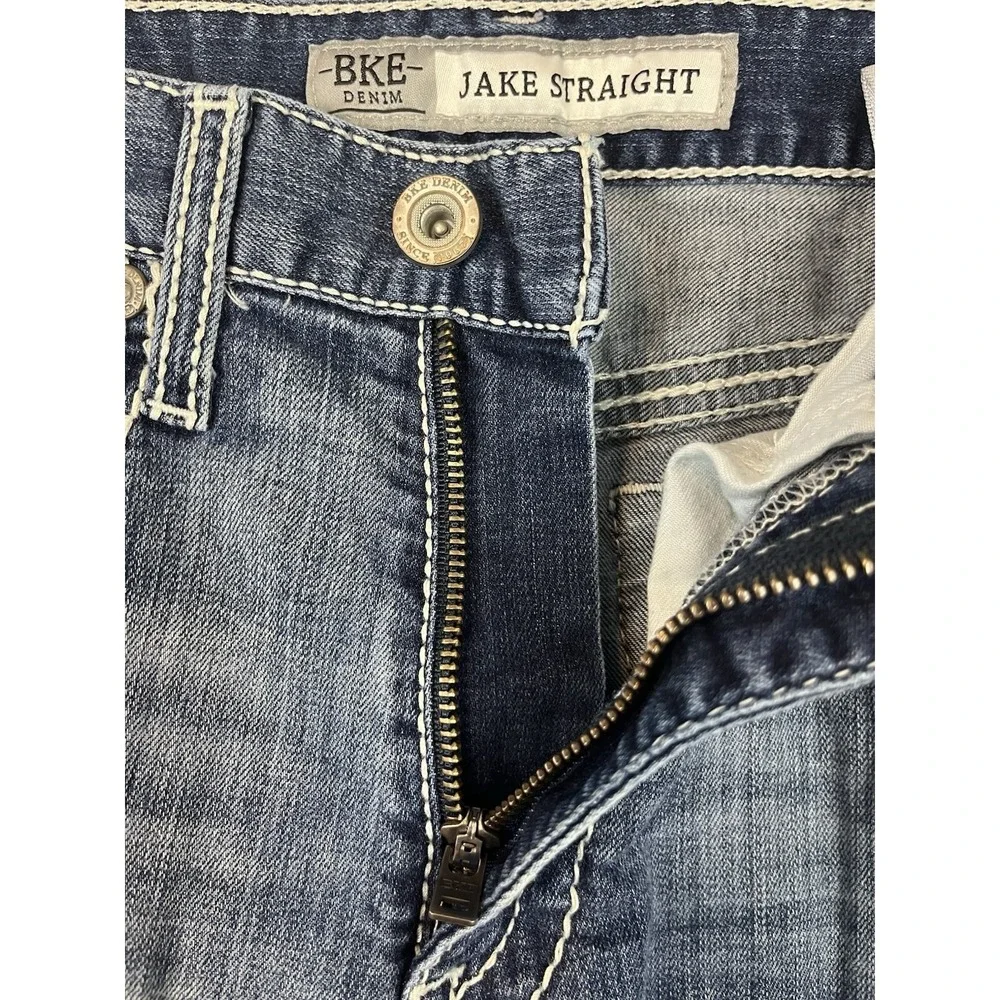 BKE Buckle Jake Jean Men 30L Blue Wash Straight Stretch Whisker Rodeo Cowboy